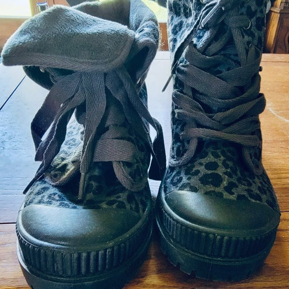 In Charge Boot - Picture 3 of 7